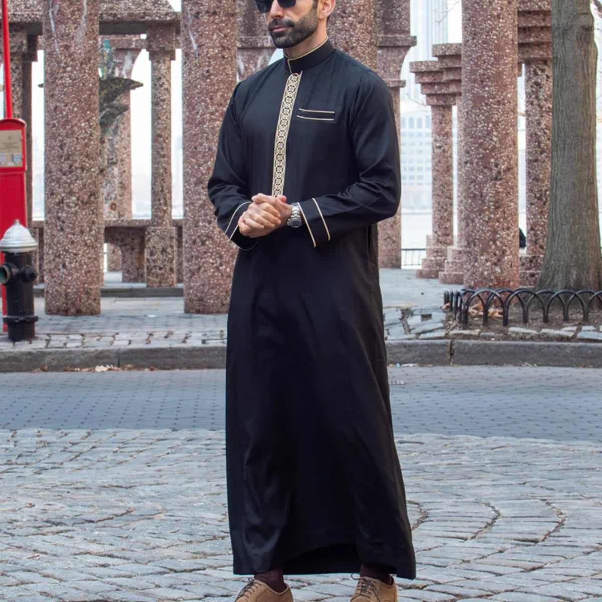 Long sleeve Muslim Men's Thobe with Collar Design